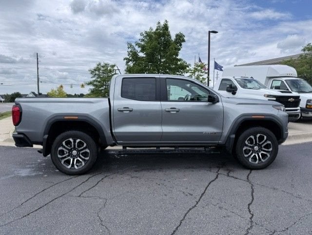 2023 GMC Canyon AT4