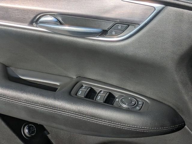 2021 Cadillac XT5 Luxury