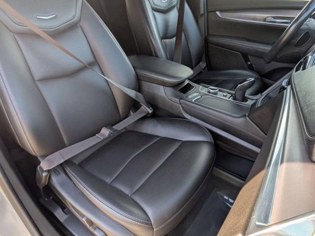 2021 Cadillac XT5 Luxury