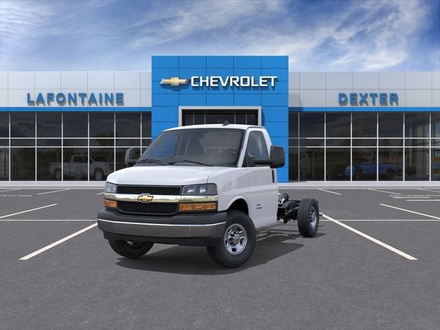 2026 Chevrolet Express Cutaway 3500 1WT