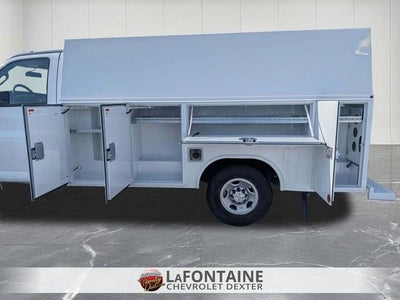 2025 Chevrolet Express Cutaway 3500 1WT