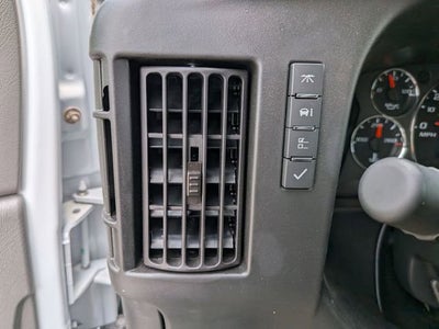 2024 Chevrolet Express Cutaway 3500 1WT