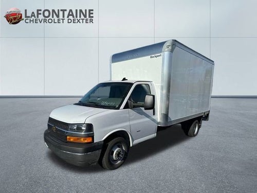 2024 Chevrolet Express Cutaway 3500 1WT