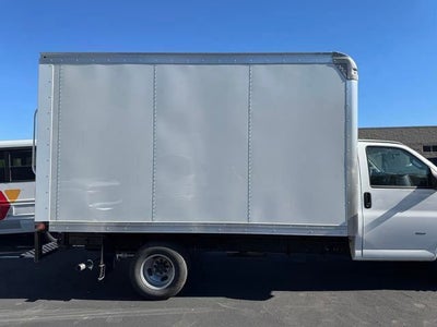 2024 Chevrolet Express Cutaway 3500 1WT