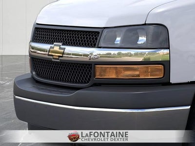2026 Chevrolet Express Cutaway 3500 1WT