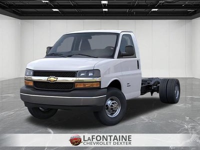 2026 Chevrolet Express Cutaway 3500 1WT
