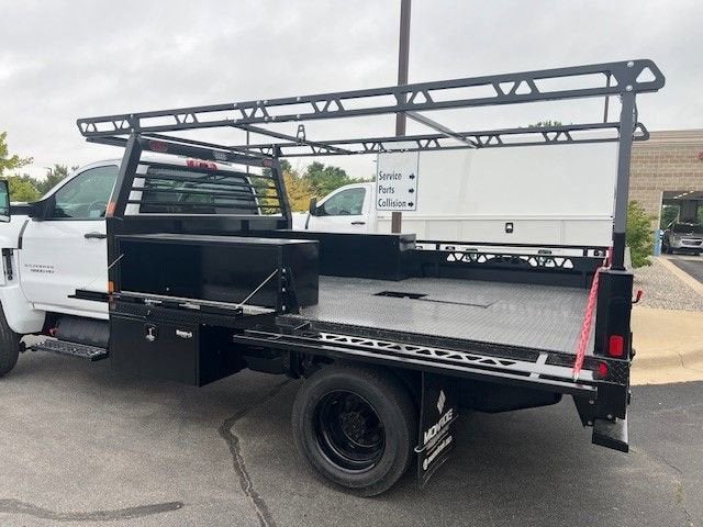 2024 Chevrolet Silverado 5500 HD Work Truck