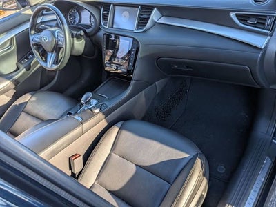 2019 INFINITI QX50 LUXE