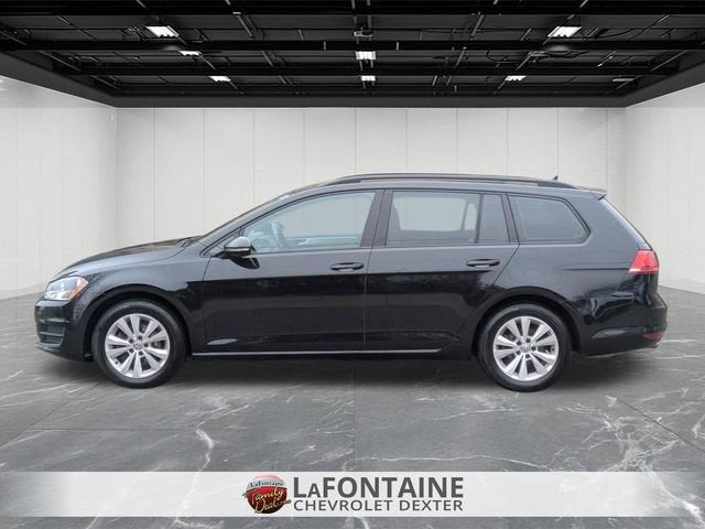 Used 2017 Volkswagen Golf SportWagen S with VIN 3VW017AUXHM524544 for sale in Dexter, MI