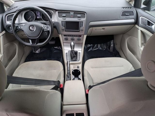 2017 Volkswagen Golf SportWagen S