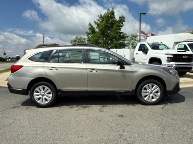 2019 Subaru Outback 2.5i