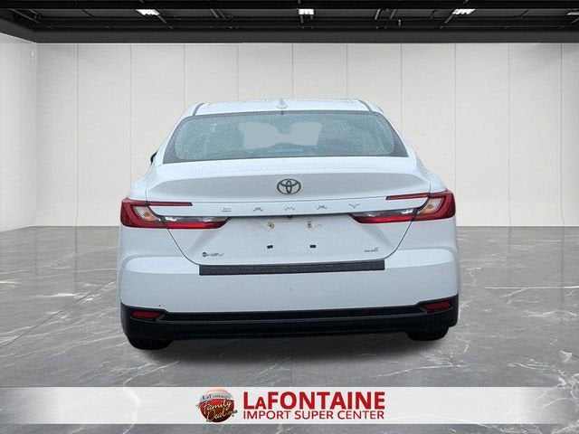 2025 Toyota Camry LE