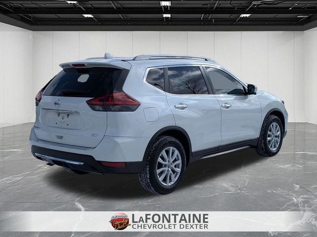 2018 Nissan Rogue SV