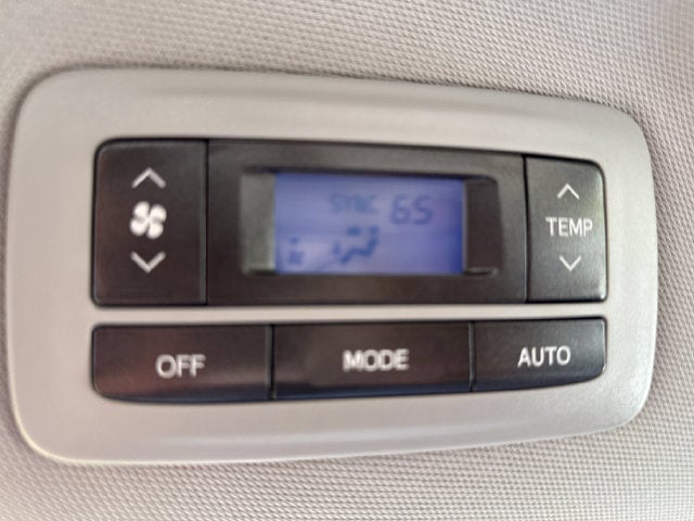 2017 Toyota Sienna LE
