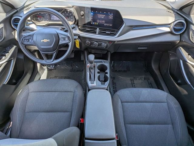 2024 Chevrolet Trax LS - Photo 26