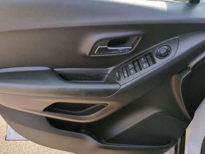 2022 Chevrolet Trax LS