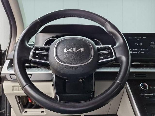 2022 Kia Carnival LXS