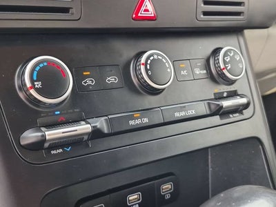 2022 Kia Carnival LXS