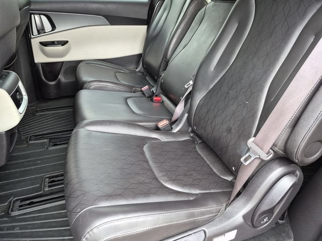 2022 Kia Carnival LXS
