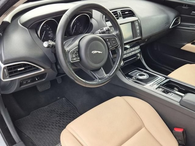 2018 Jaguar XE 35t Premium