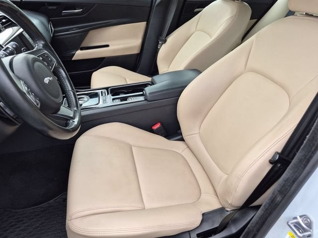 2018 Jaguar XE 35t Premium