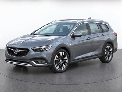 2020 Buick Regal TourX Essence