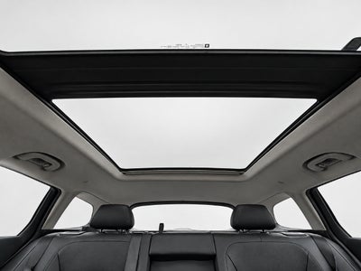 2020 Buick Regal TourX Essence