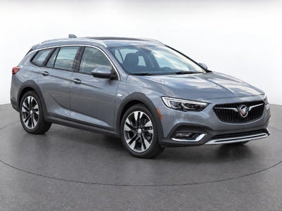 2020 Buick Regal TourX Essence