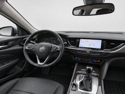 2020 Buick Regal TourX Essence