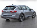2020 Buick Regal TourX Essence
