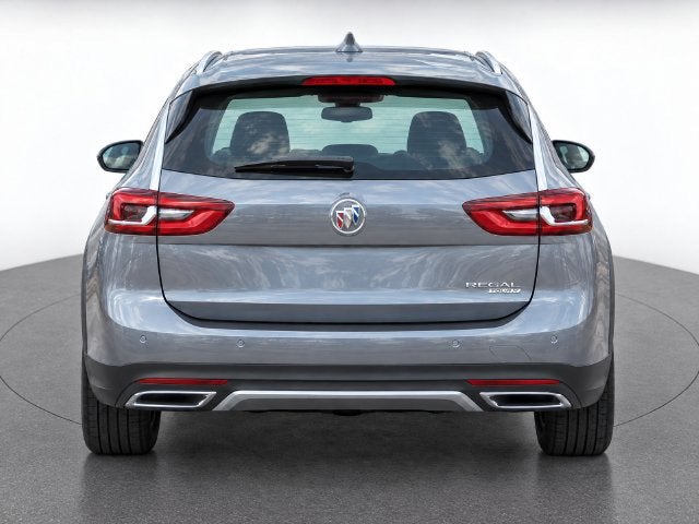 2020 Buick Regal TourX Essence
