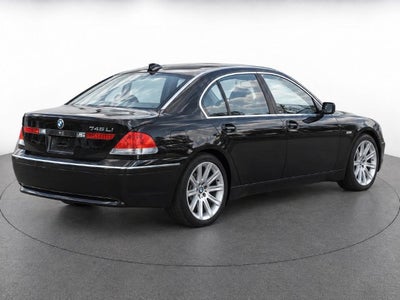 2004 BMW 7 Series 745Li