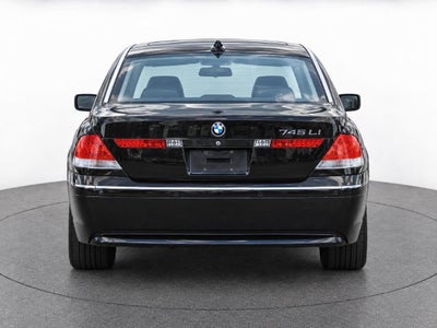 2004 BMW 7 Series 745Li