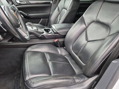 2017 Porsche Cayenne E-Hybrid S Platinum Edition