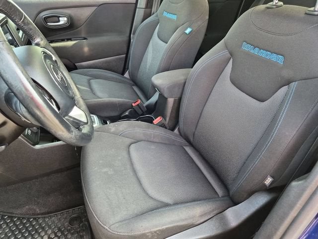 2021 Jeep Renegade Islander - Photo 12