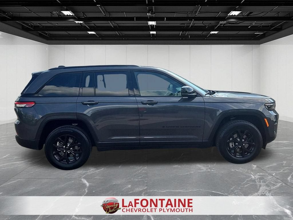 2025 Jeep Grand Cherokee Altitude X 4x4