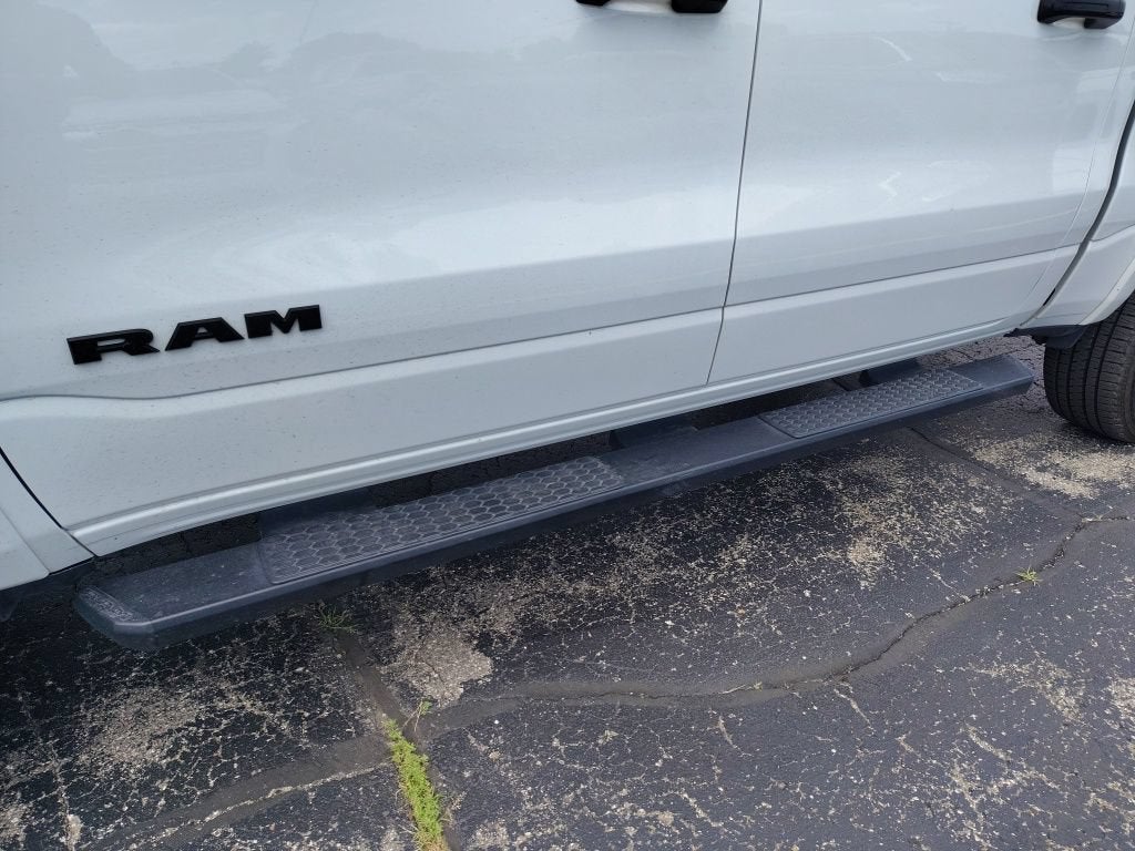 2025 RAM 1500 Big Horn Crew Cab 4x4 5'7" Box