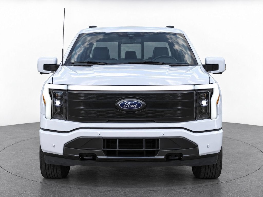 2024 Ford F-150 Lightning LARIAT
