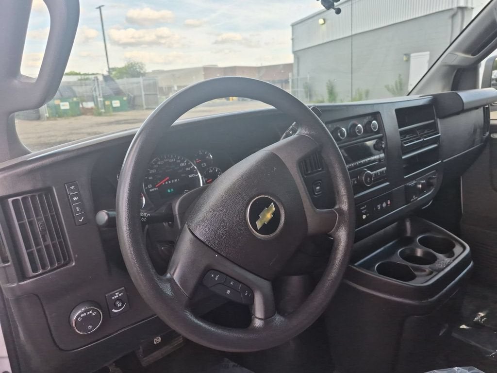 2017 Chevrolet Express Passenger 3500 LT