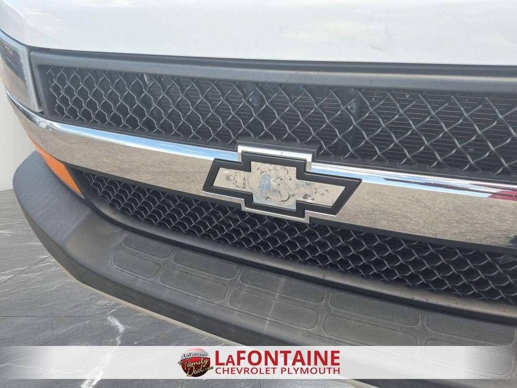 2017 Chevrolet Express Passenger 3500 LT