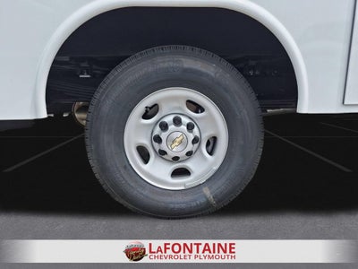2026 Chevrolet Express Cutaway 3500 1WT