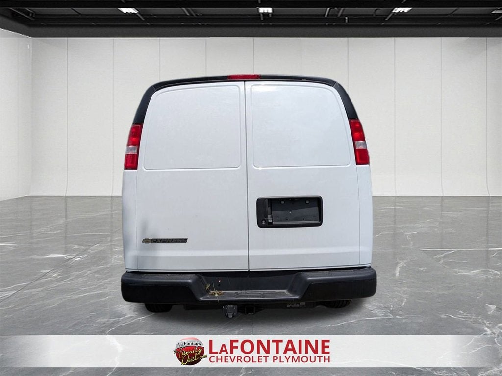 2025 Chevrolet Express Cargo 2500 WT