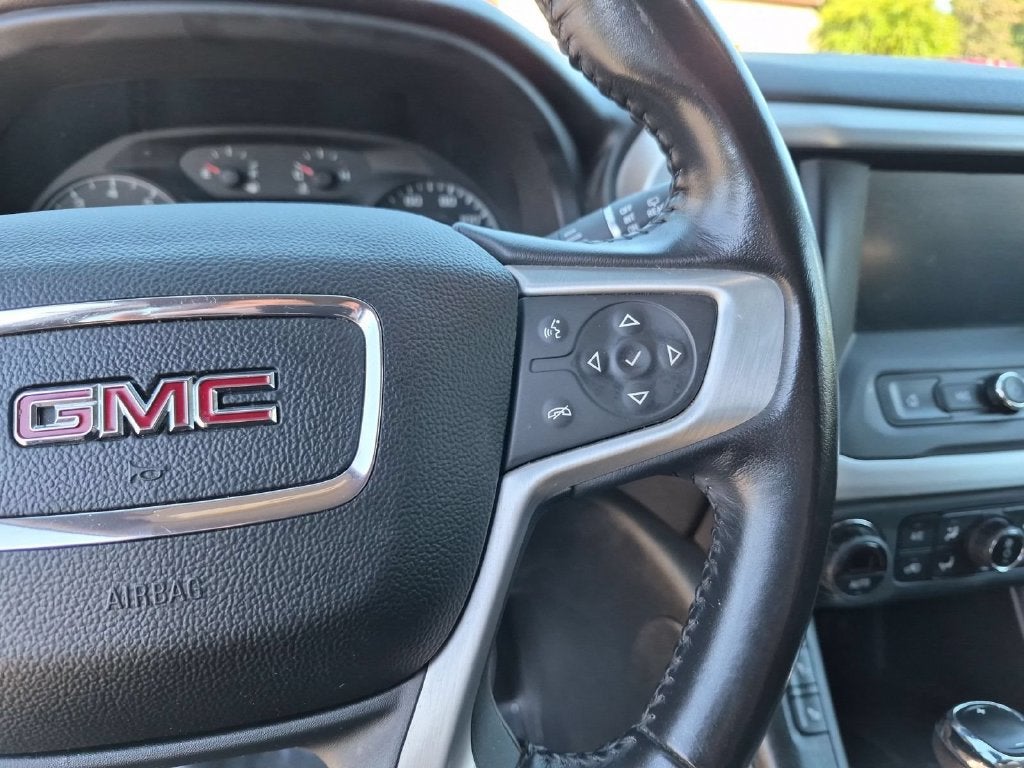 2019 GMC Acadia SLE