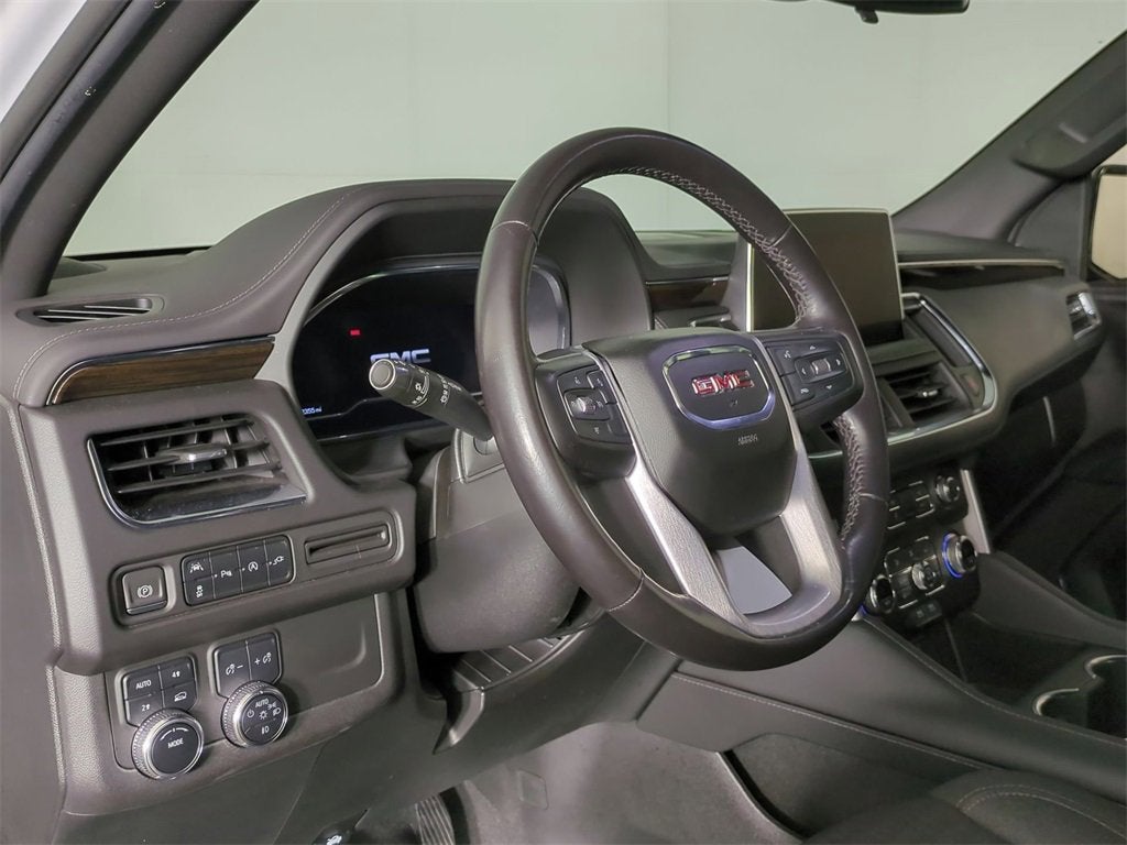 2022 GMC Yukon XL SLE