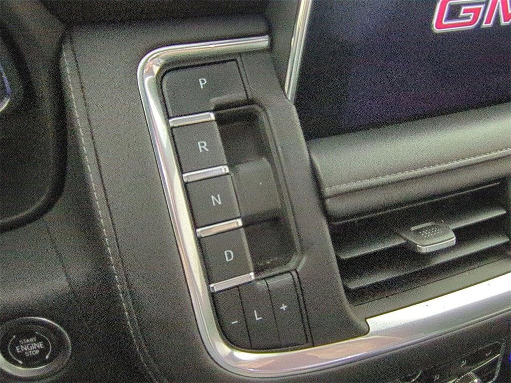 2022 GMC Yukon XL SLE