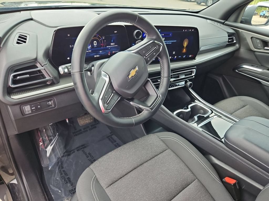 2024 Chevrolet Traverse LS