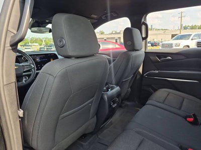 2024 Chevrolet Traverse LS
