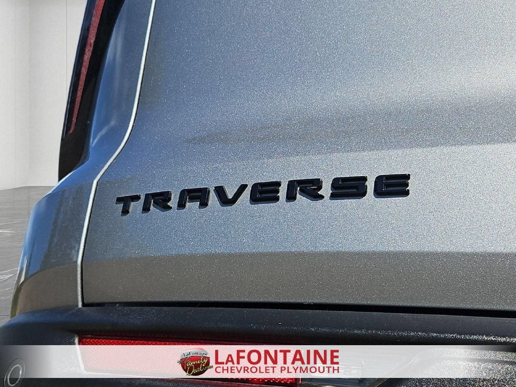 2024 Chevrolet Traverse LT