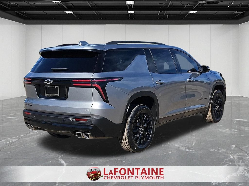 2024 Chevrolet Traverse LT