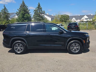 2024 Chevrolet Traverse LT